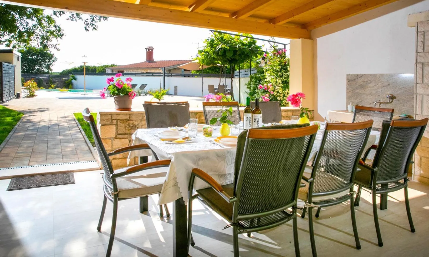 הוילה באלה House Ladonja With Private Pool וילה