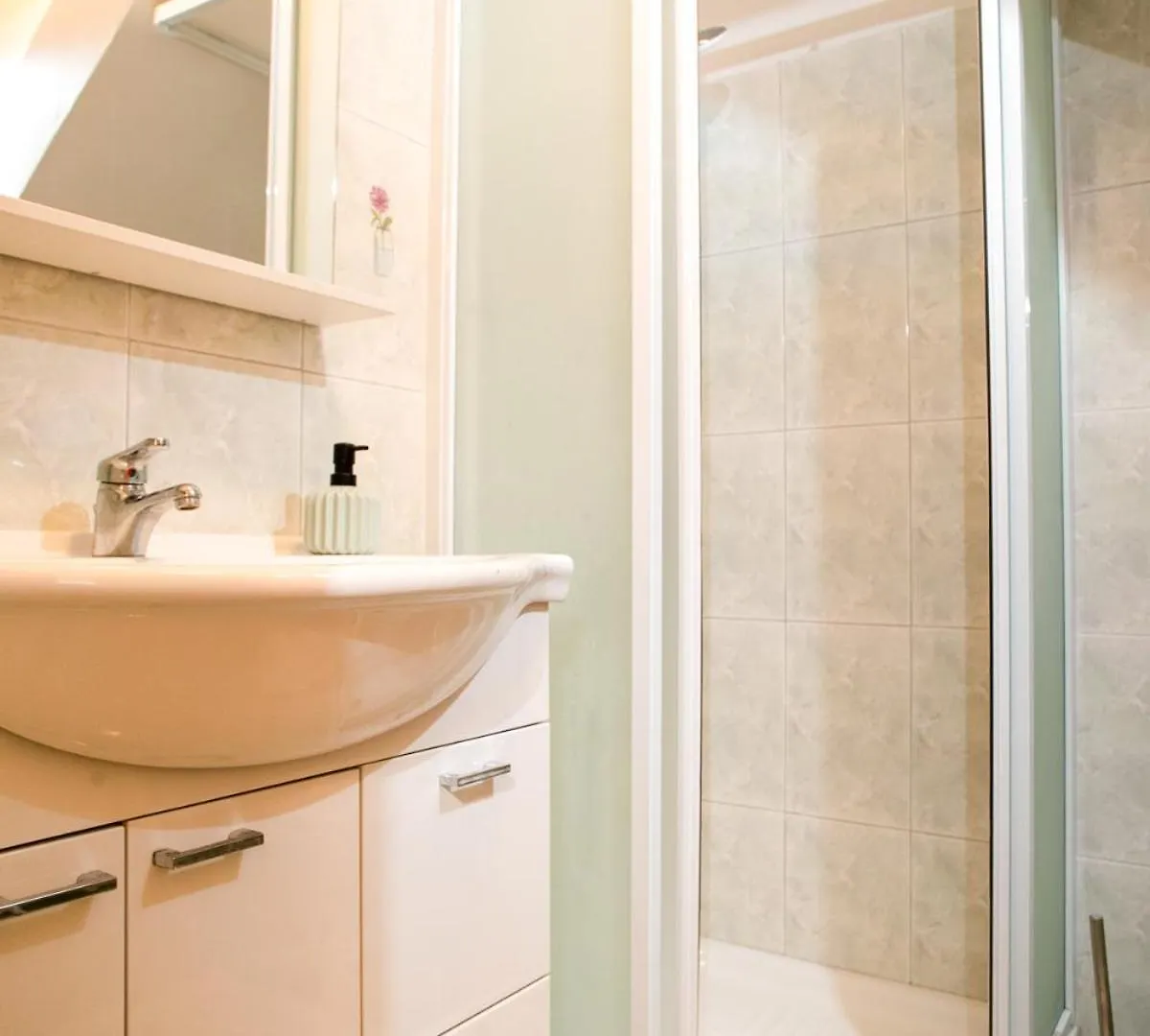 וילה הוילה באלה House Ladonja With Private Pool